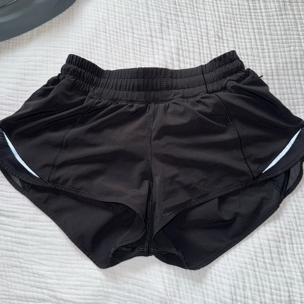 Lululemon Hotty Hot Short BLACK